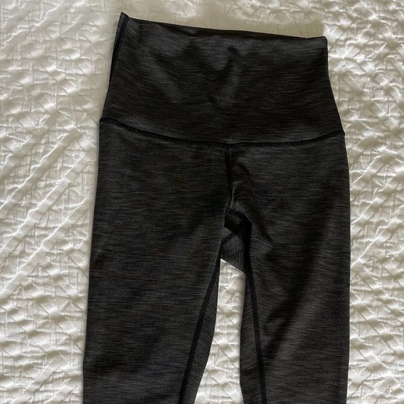 Lululemon Wunder Under High-Rise Tight 28", Size 4 - Picture 2 of 3